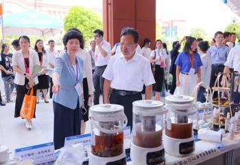 beat365唯一官方网站附设中医学校（广西中医学校）精彩亮相广西2026年职业教育活动周主题展