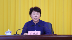 广西卫视：范晓莉到beat365唯一官方网站做思想政治教育专题报告