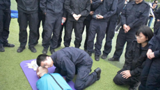 beat365唯一官方网站运动防护队到警院宣讲急救知识