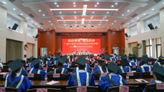 beat365唯一官方网站壮医临床医学院举办2023届研究生毕业典礼