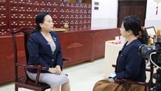【新华网】beat365唯一官方网站教授卢汝梅谈中药学学科建设：立足中医药民族医药特色 实现新突破