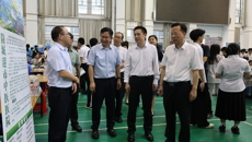 学校举办2026届毕业生夏季就业双选会暨“宏志助航计划”专场招聘会