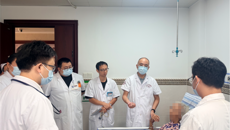 第一附属医院胡跃强名中医团队走进灵川县中医医院开展广西“名中医八桂行”第三次活动