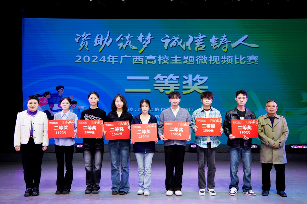 图片1 图片1